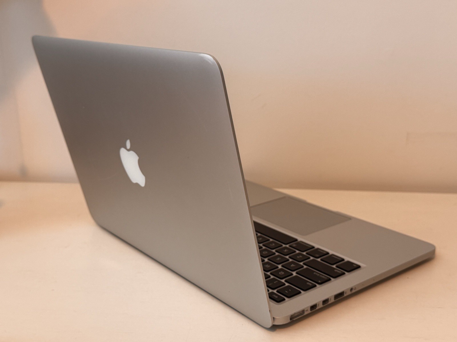 APPLE MACBOOK PRO 13 | 16GB | 256GB SSD | i5 | RETINA | UPGRADES | WARRANTY