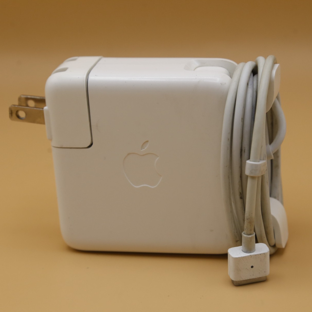 Apple 60W Magsage Power Adapter Model No.A1184 16.5V 3.65A Verified