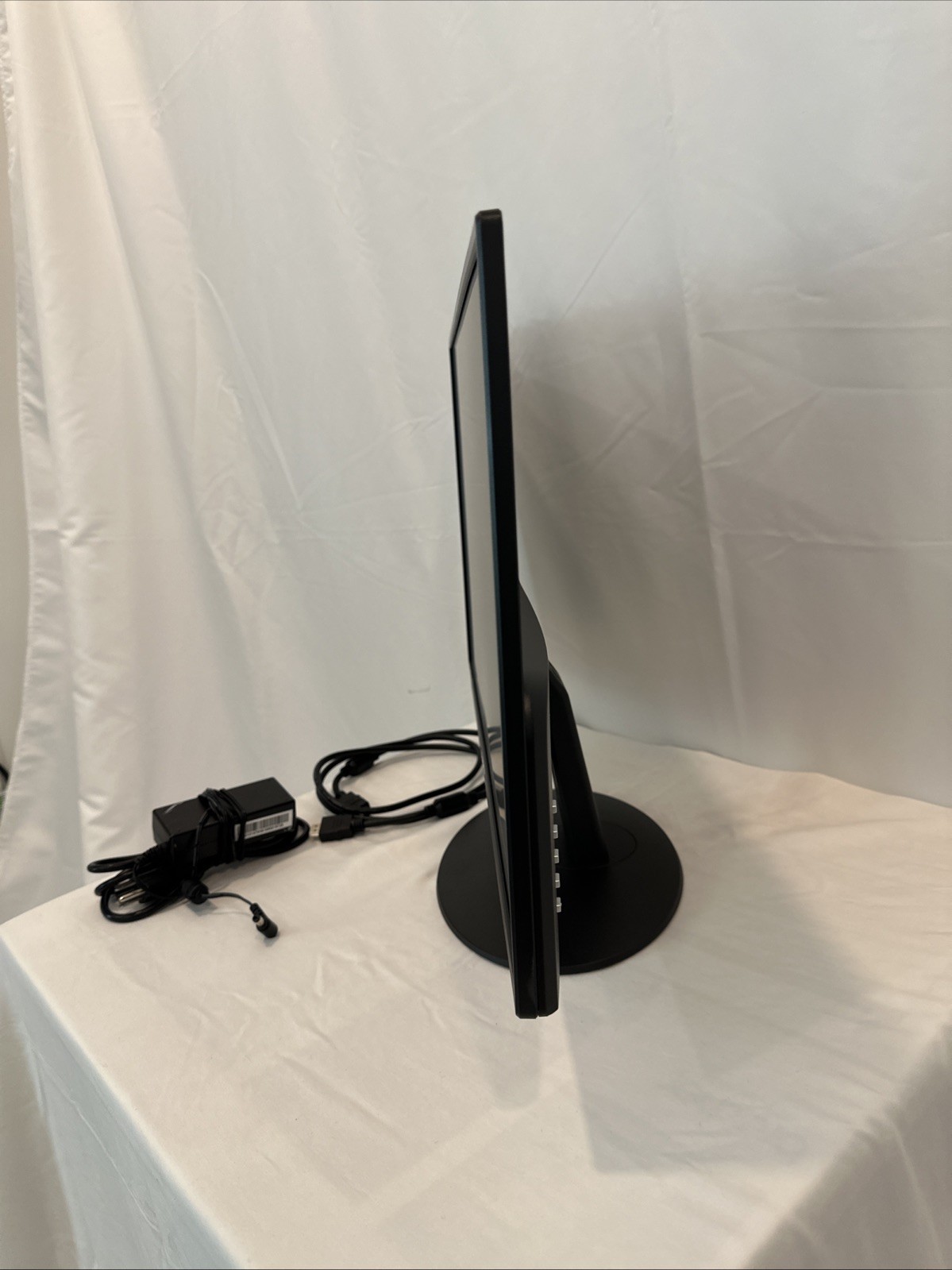 Sceptre 24-inch Pro Series 75Hz LED Monitor 1080 HD Ultra Slim