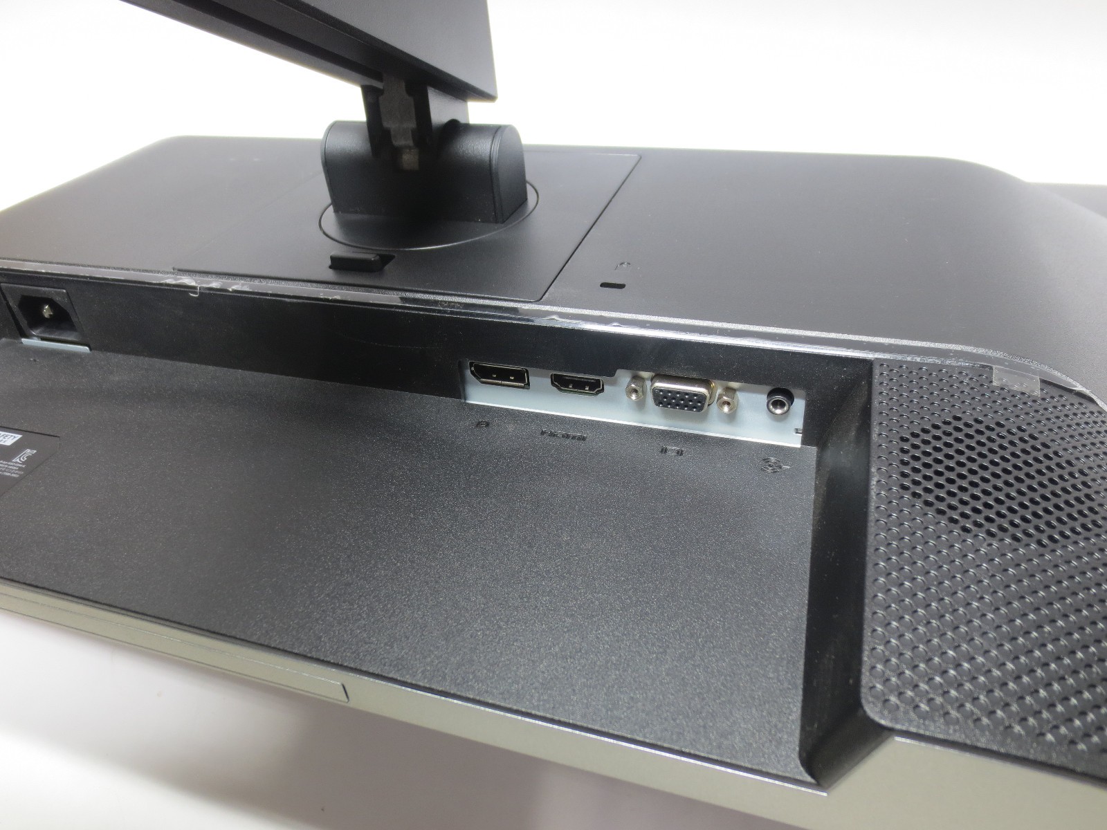 HP 24mh 23.8″ 1080p FHD Computer Monitor Display HDMI VGA DP (B-Grade)