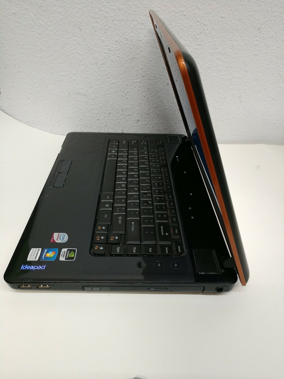 Lenovo Y550 Laptop Intel Core 2Duo T6600 2.20GHz 4GB RAM 250GB HDD BT DVD Win10