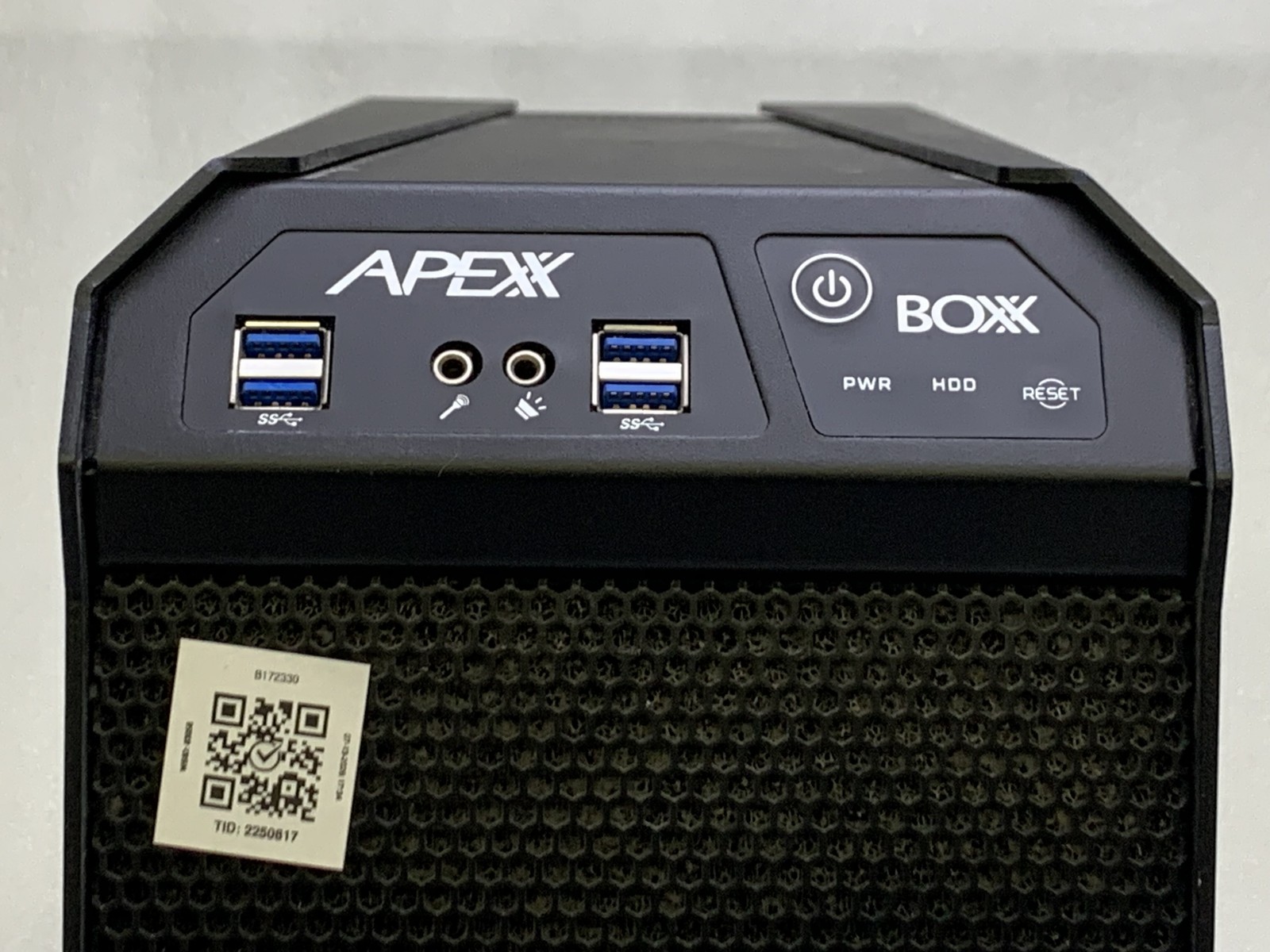 BOXX Technologies APEXX S3 Core i7-8700K 3.7GHz 16GB RAM NO HDD NO OS Good