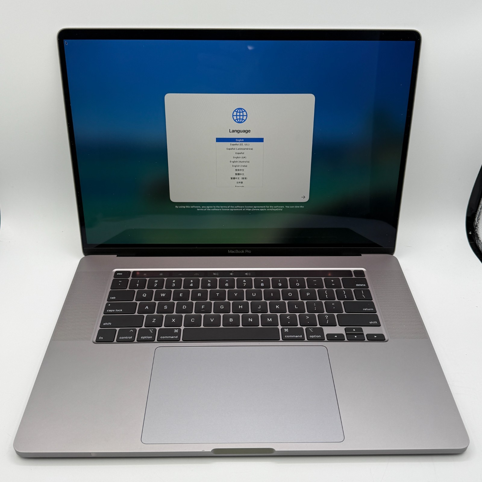 Apple MacBook Pro A2141 16″ i9 2.3GHz 32GB RAM 1TB SSD Radeon Pro 5500M 8GB Fair