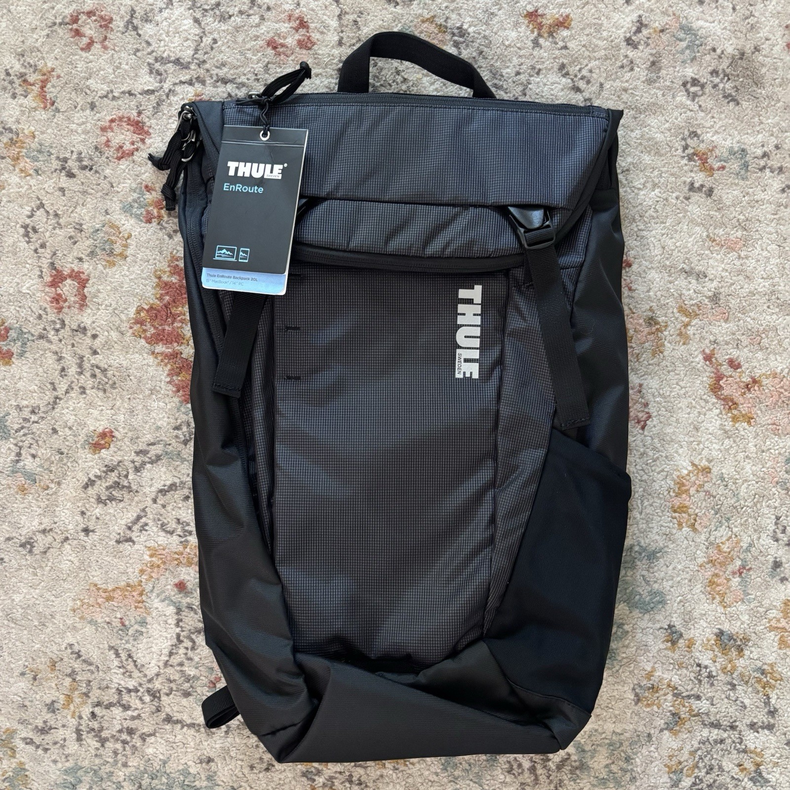 NWT THULE EnRoute Backpack 20L Travel Mobile Professional School Student