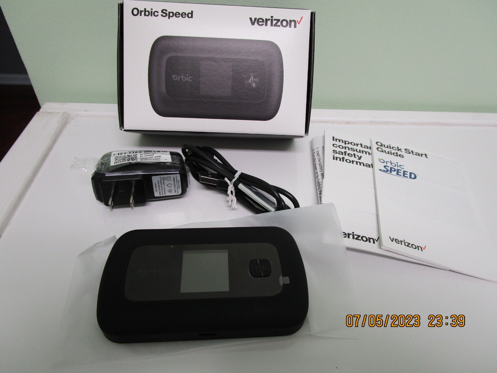 Verizon Orbic ORB400LBVZRT Wi-Fi Hotspot Modem