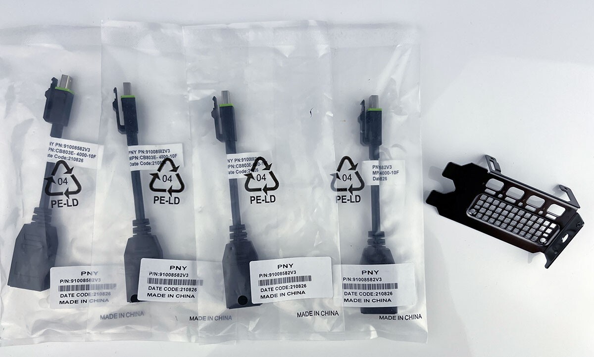 PNY mini DisplayPort to DisplayPort adapter with I/O plate, set of 4 – New