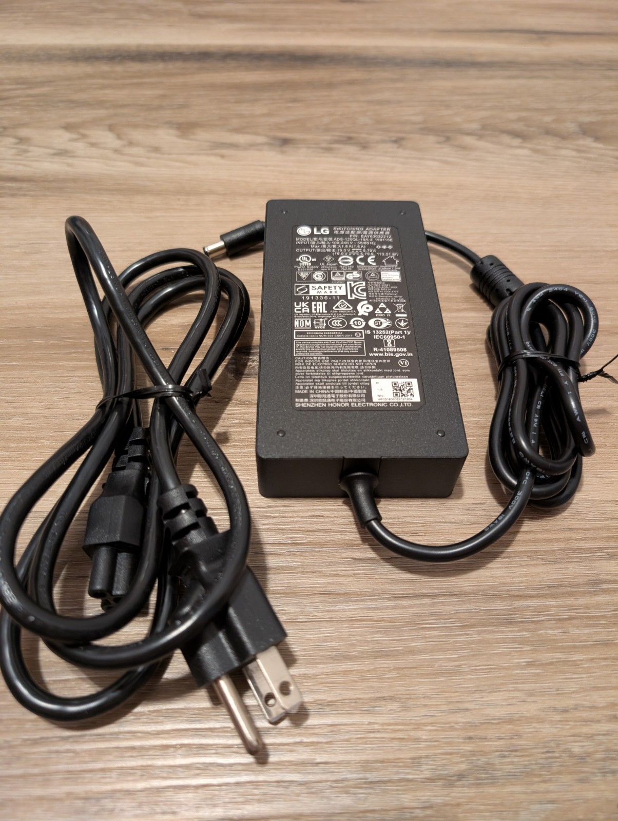 OEM 19V 5.79A 110W AC/DC Adapter For LG 27GN95R-B 27GP95R-B 27GR95QE 27″ Monitor