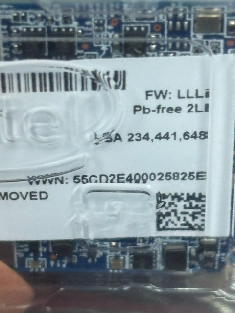 120 GB intel SN:CLI3200032F120E; Model: SSDMCEAC120B3; WWN: 55CD2E400025825E