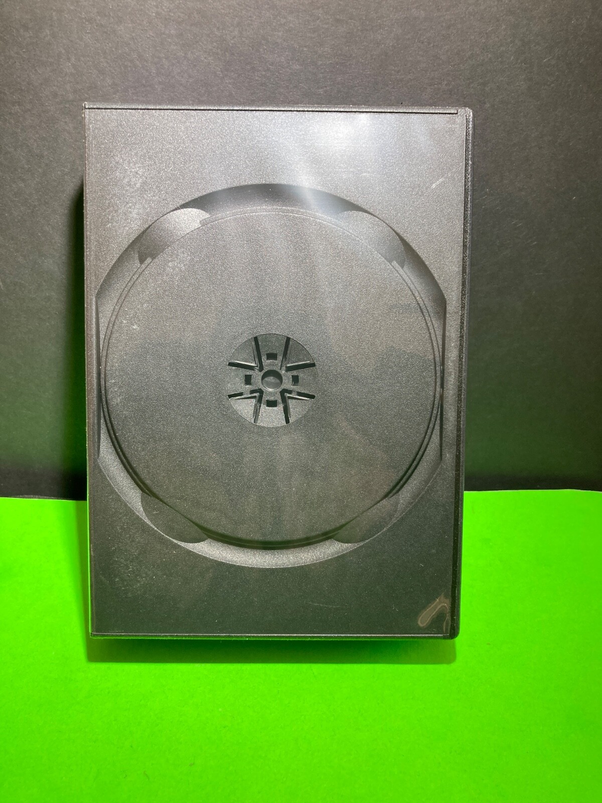 (1) BRAND NEW 10 Disc DVD Case BLACK 33MM HOLDS (10 Discs) Brand New (1)