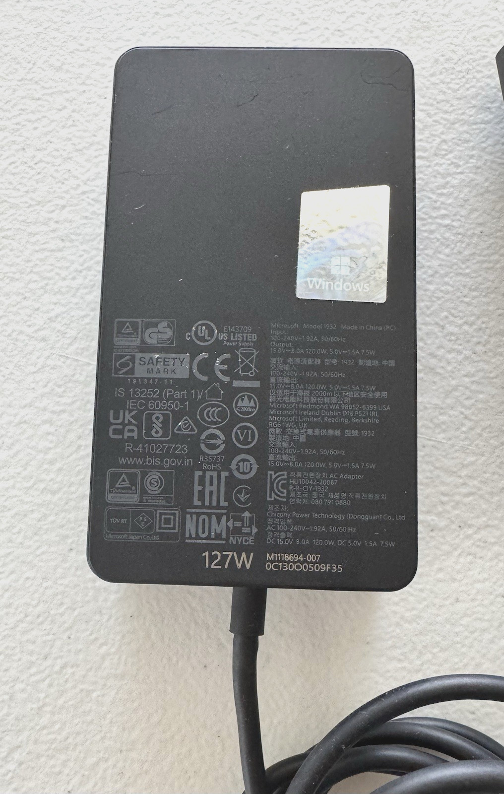 Genuine Microsoft Model 1932 127W 15V 8A Power Adapter with Power Cord