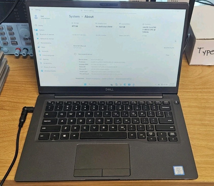 Dell Latitude 7400 💻 Intel i7-8665U | No RAM No SSD No Charger | Keyboard Issue