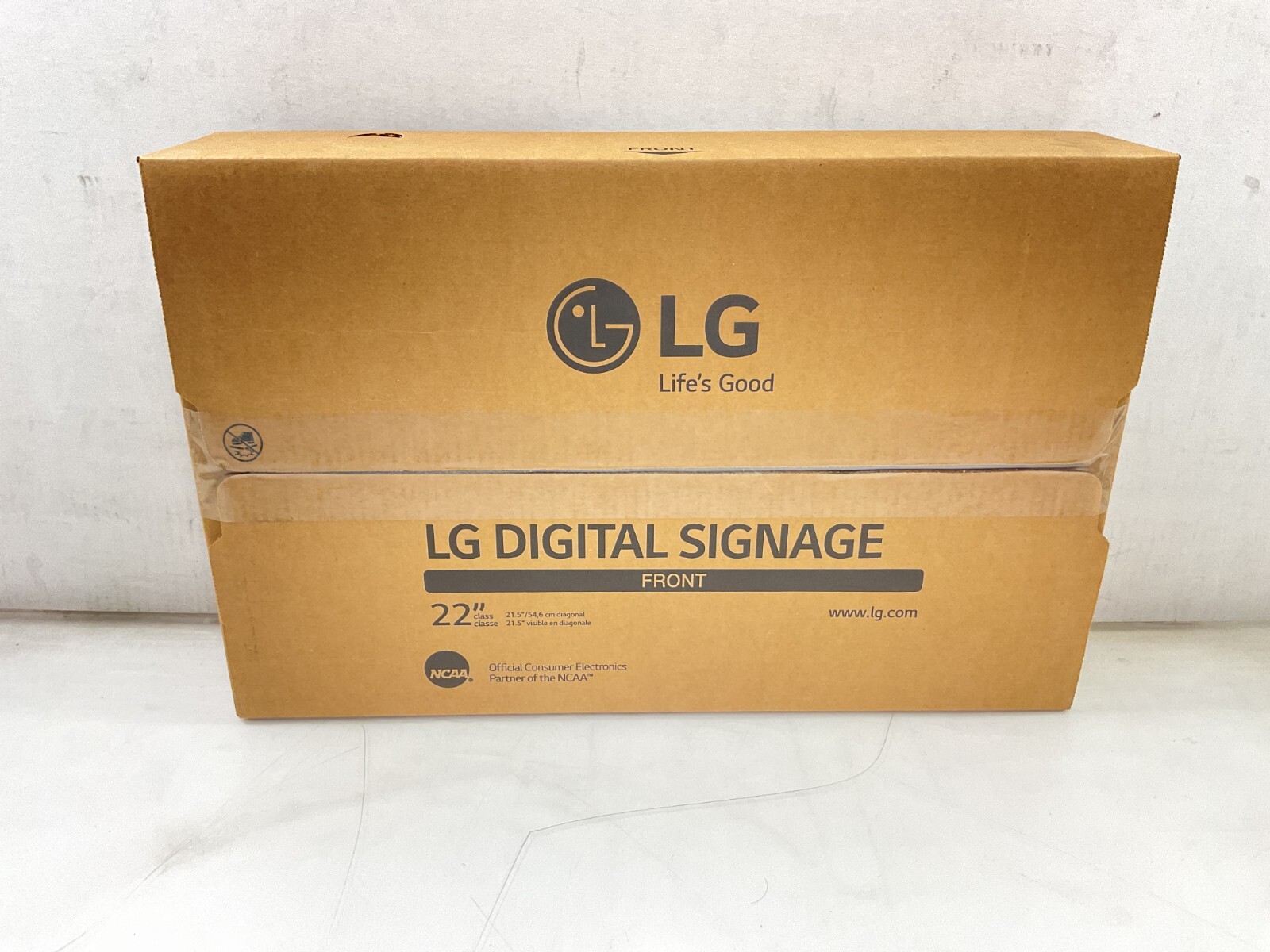LG 22SM3G-B 22″ Class Full HD Display – Pro:Idiom – IPS LED – WebOS – WiFi