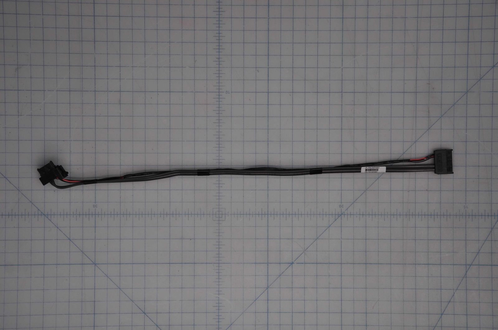 IBM System X3650-M5 Cable SATA DVD 380mm 00FK853