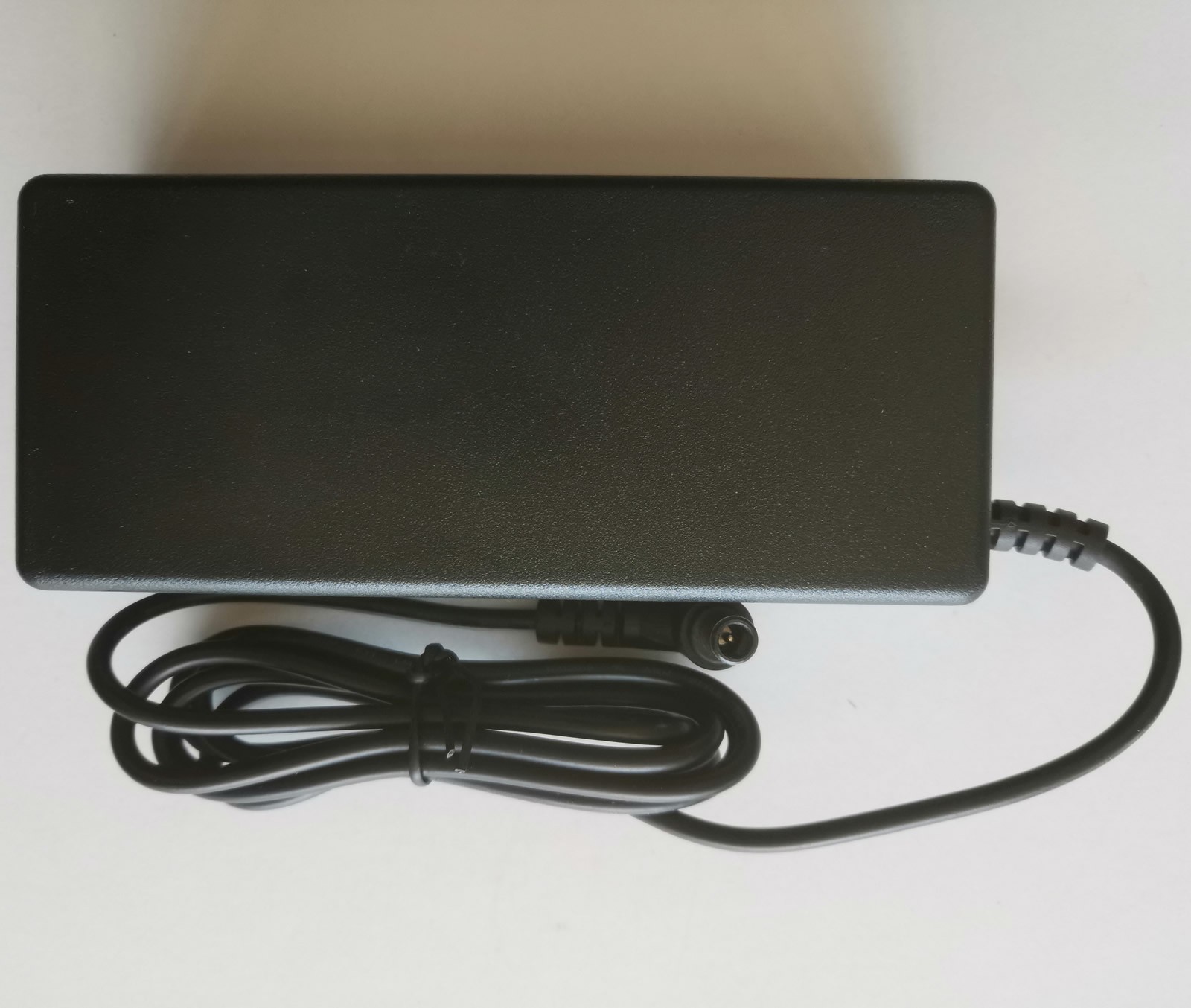New Original OEM Sony 19.5V 3.05A AC Adapter&Cord for Sony BRAVIA KDL-40W655D TV