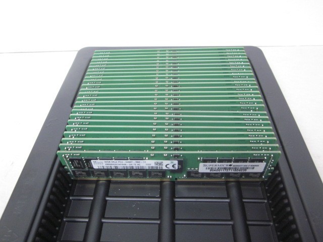 768GB SK Hynix (32GBX24) DDR4 2Rx4 PC4-2400T-RB2-11 Server RAM HMA84GR7AFR4N-UN