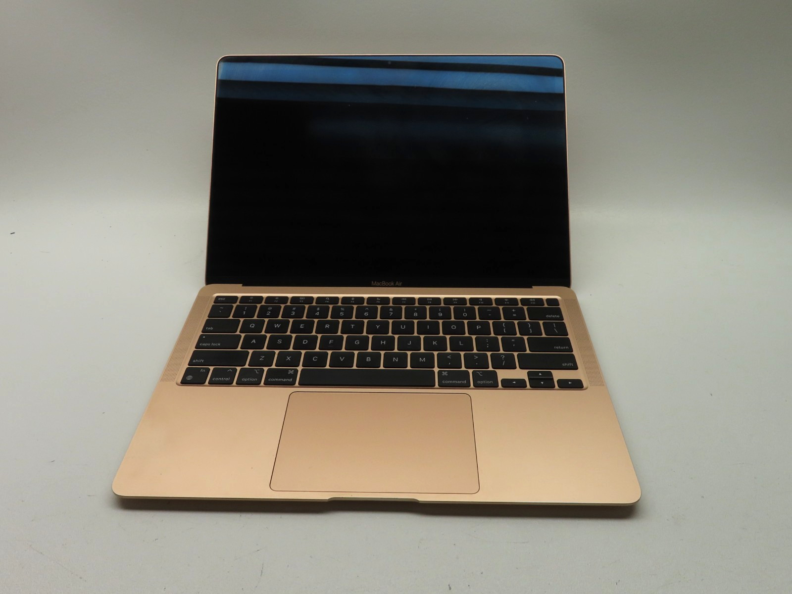 Apple MacBook Air A2337 2020 13″ Aple M1 Chip 8GB RAM 256GB SSD