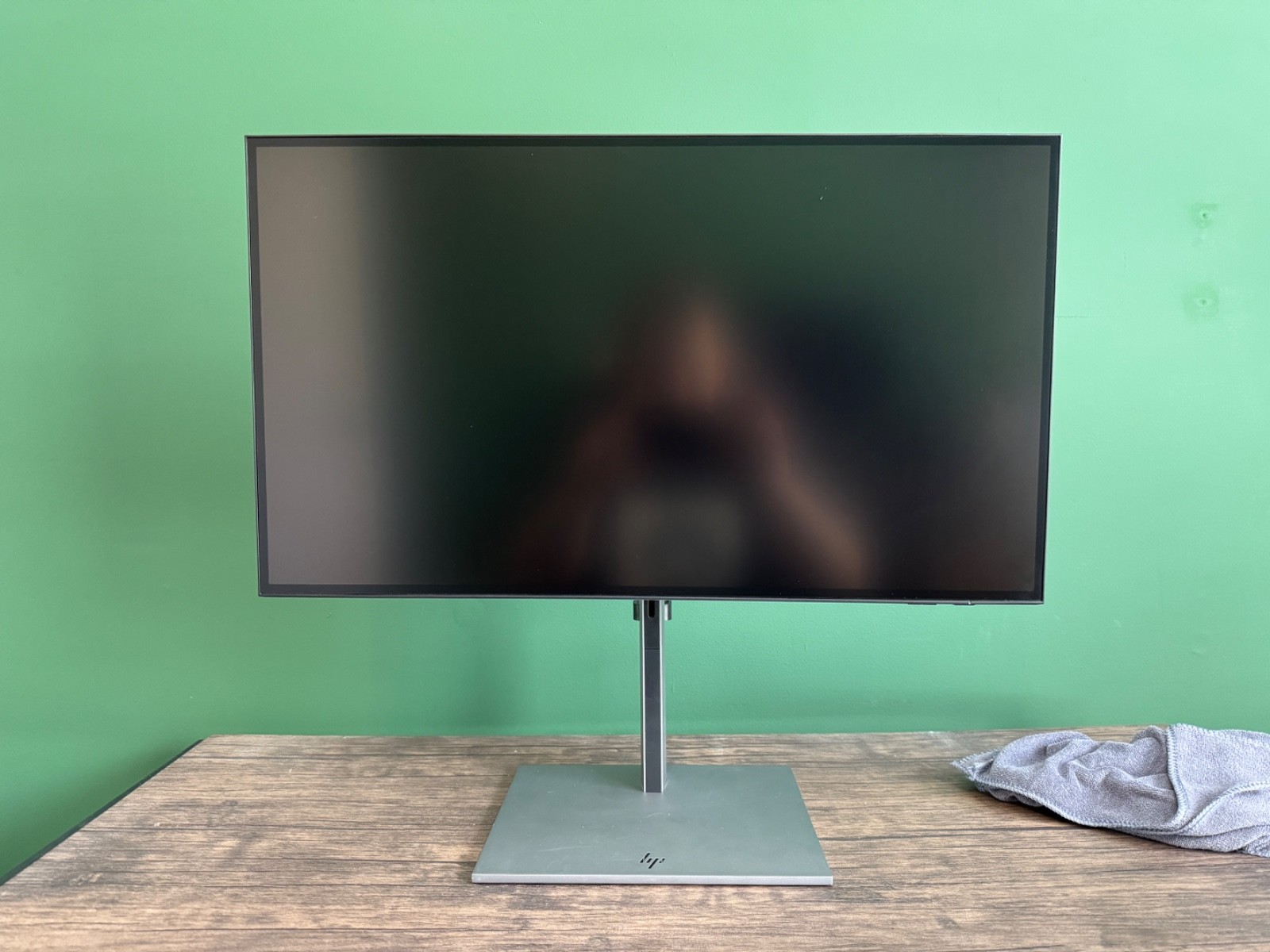 HP Z25xs G3 25″ QHD USB-C DreamColor Monitor 2560×1440 IPS w/ Stand