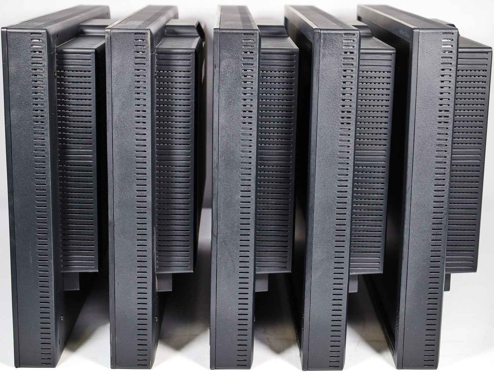(Lot of 3) NEC MultiSync LCD2090UXI 20.1″ LCD Monitors, Black