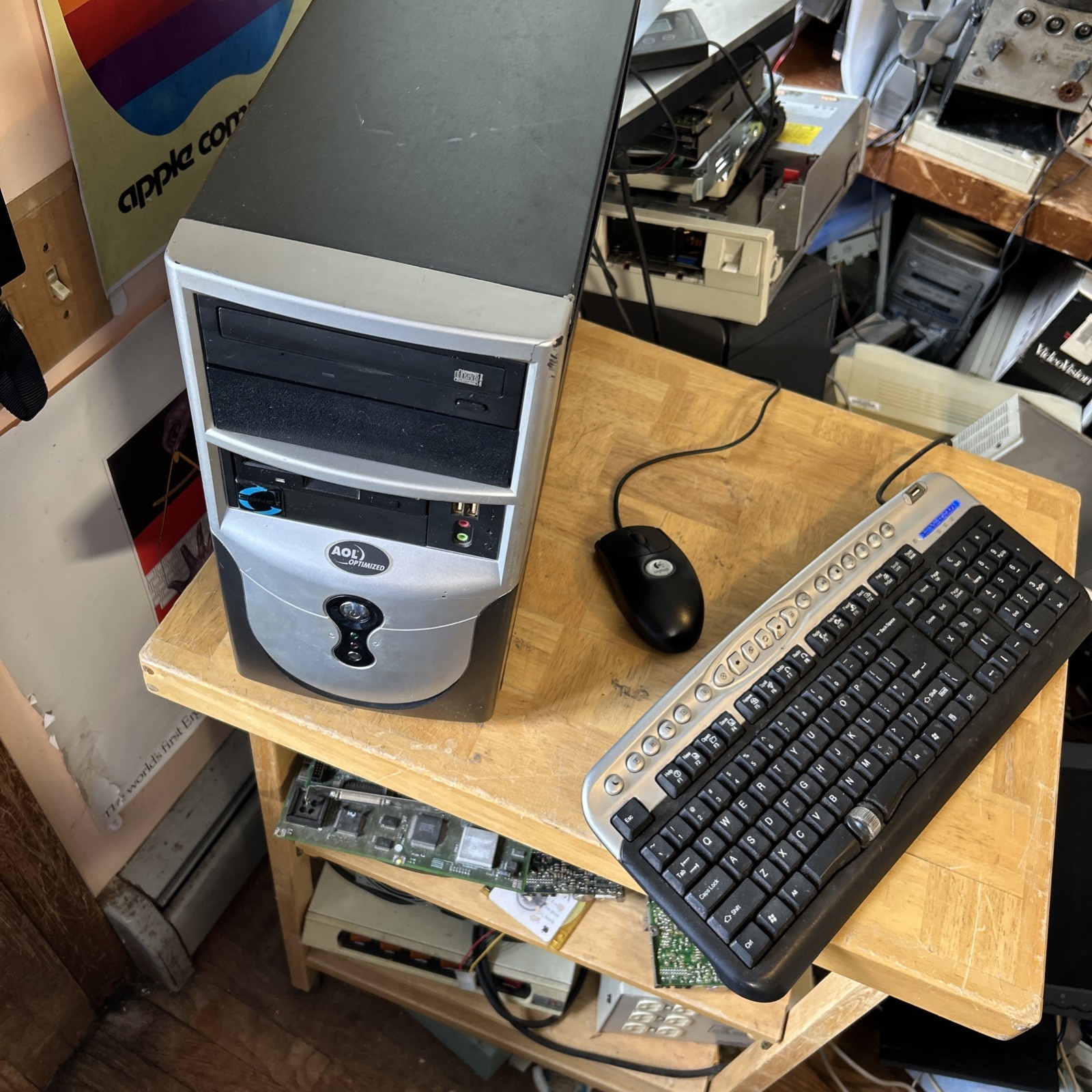 AOL windows XP retro Desktop Intel Celeron 2.0GHz 224 mb ram working w extras
