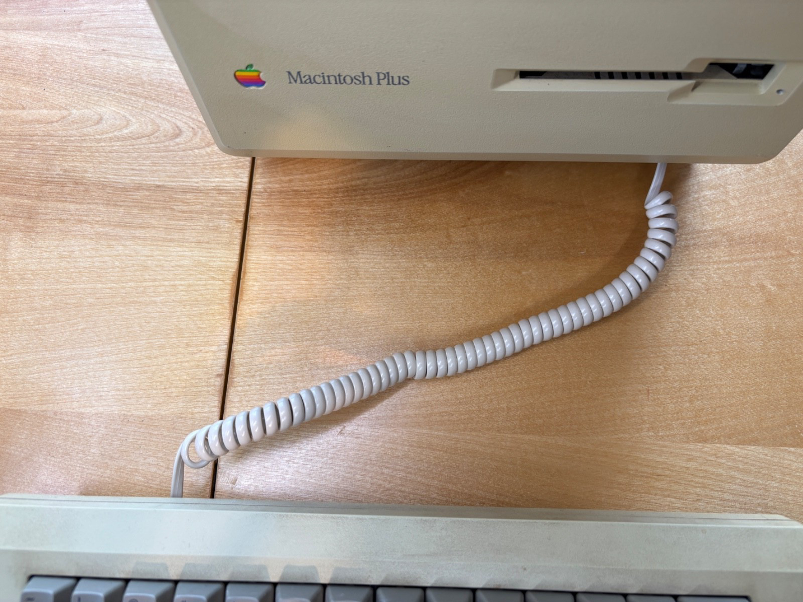Keyboard Cable Cord – Apple Macintosh Mac 128K 512K 512Ke Plus