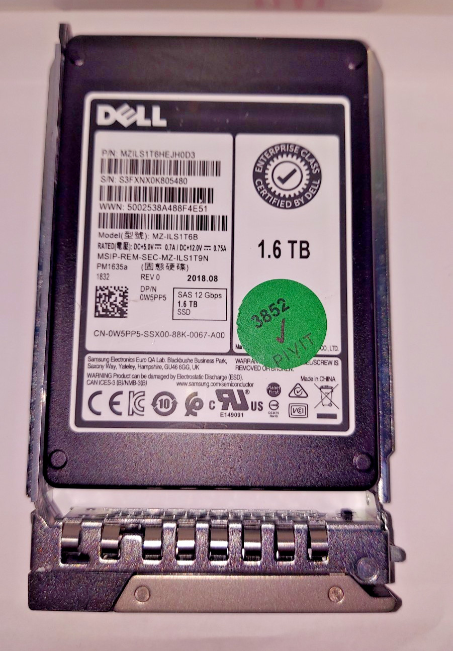 DELL 1.6TB MZILS1T6HEJH0D3 2.5″ SAS SSD 12Gbps in swap tray