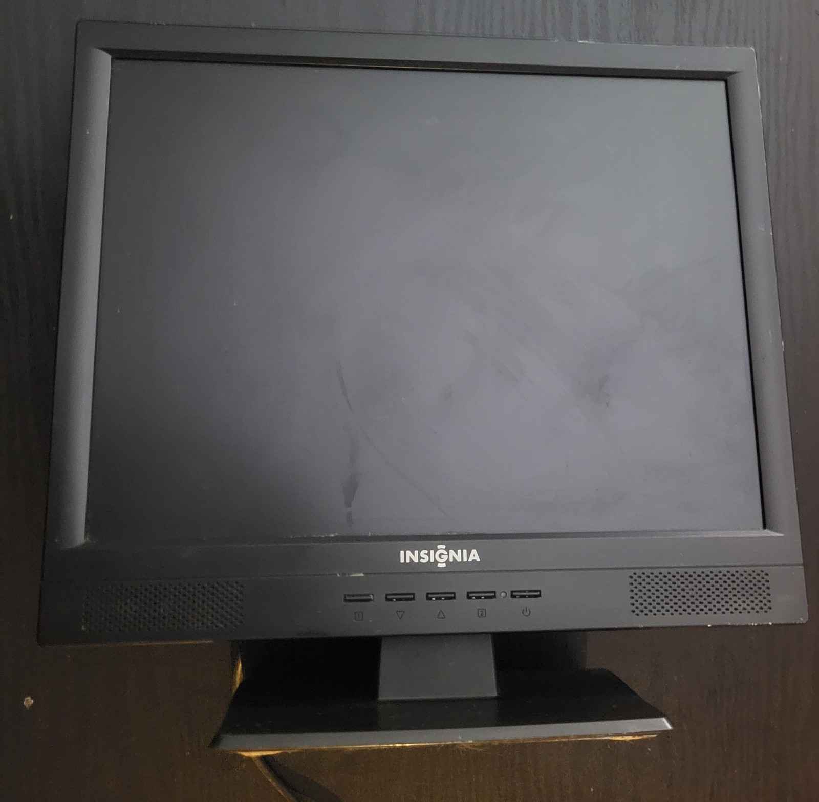 Insignia IS-LM100761 Insignia 15″ LCD Flat Screen Desktop PC Monitor