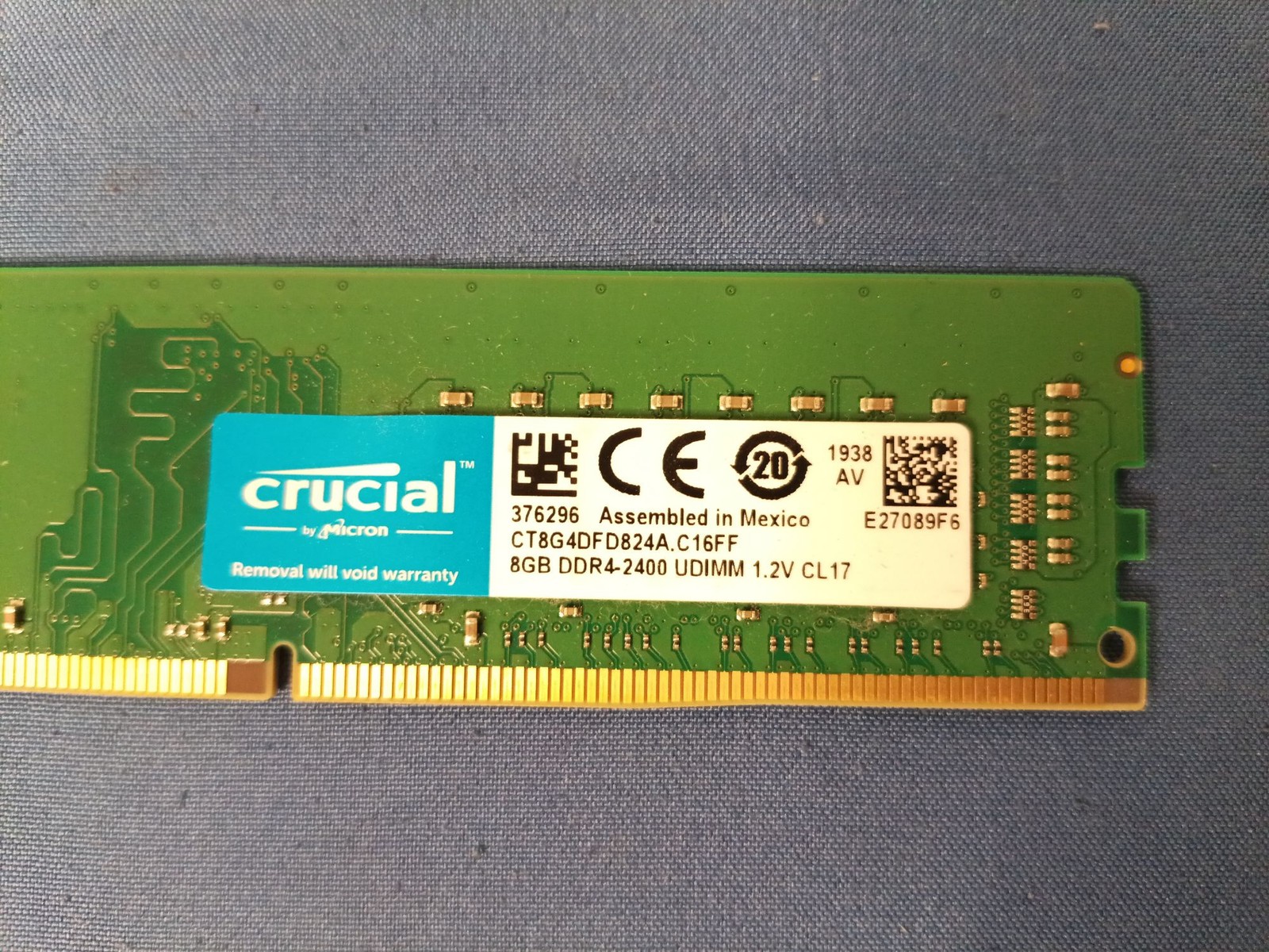 Crucial 8GB DDR4 2400MHz PC4-19200 UDIMM Desktop RAM CT8G4DFD824A