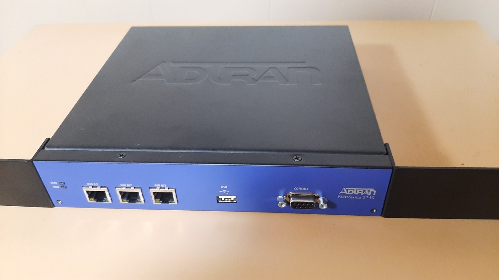 ADTRAN Netvanta 3140 RM Rack-Mount Ethernet Router (3 Ports)