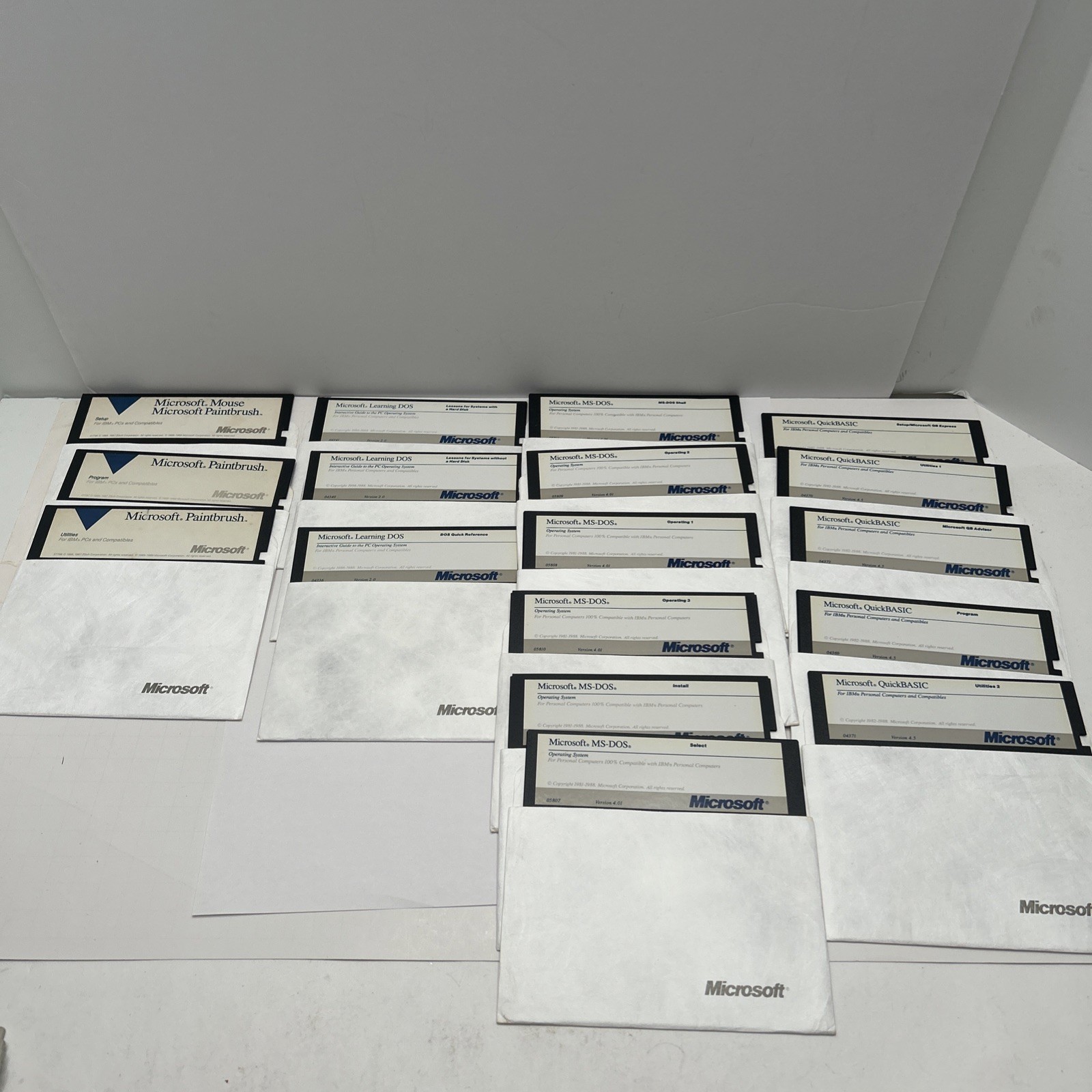 Vintage Microsoft Windows Versions 2.0, 4.01, 4.5 -5.25″ Floppy Disks lot of 17
