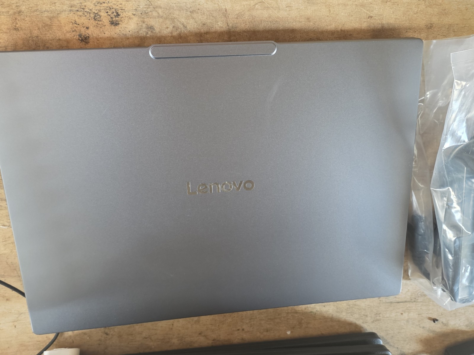 Lenovo Ideapad Pro 5 16IAH10 16″ Ultra 9 285H Rtx 5050 32GB 1TB SSD W11 Touch A