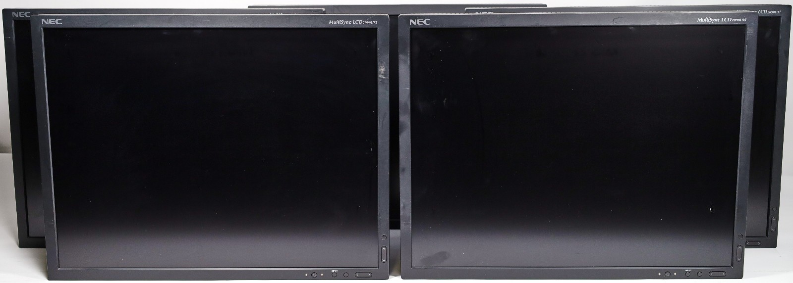 (Lot of 3) NEC MultiSync LCD2090UXI 20.1″ LCD Monitors, Black