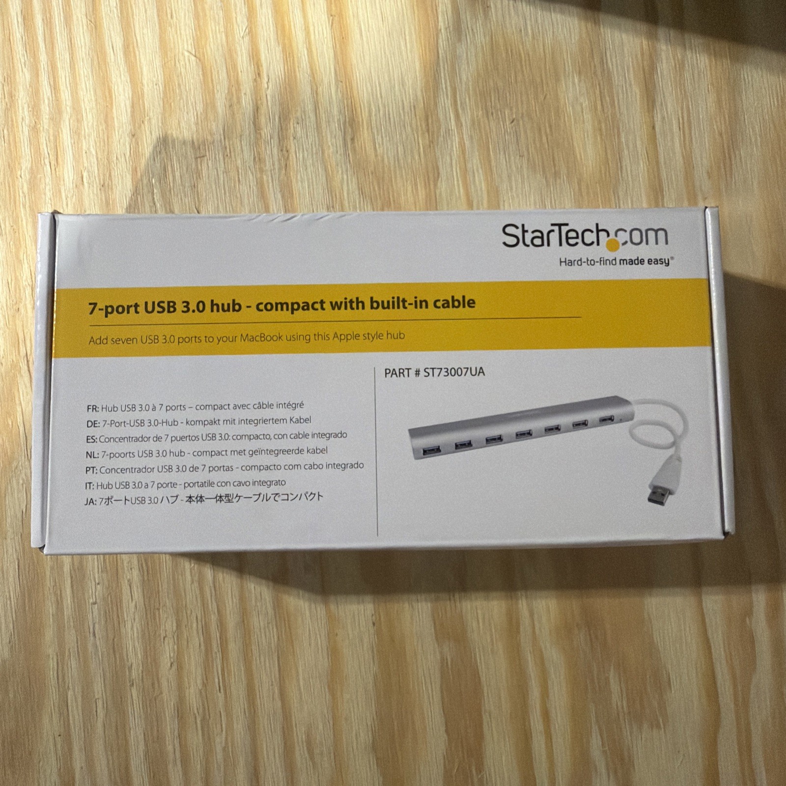 StarTech.com 7 Port Compact USB 3.0 Hub with Built-in Cable – Aluminum USB Hu…