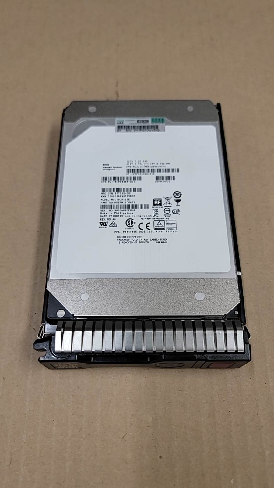 HP 12TB MB012000JWTFC 877030-001 7.2K RPM SAS 12Gb/s 512e 3.5″ HDD W/Tray 882397