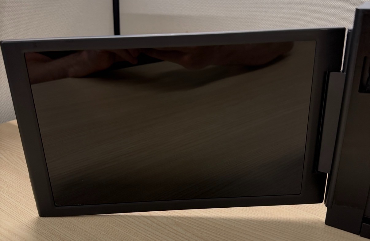 Xebec Tri-Screen Laptop Monitor Extender – Great Condition