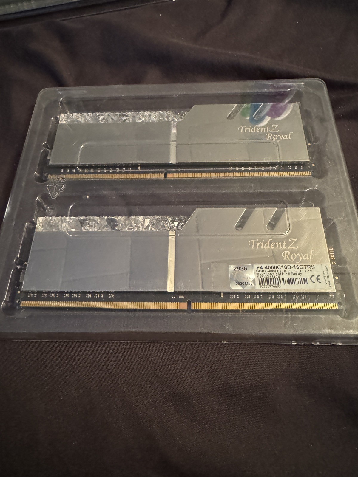 G Skill Trident Z Royal CL8 16GB (2 x 8GB) (DDR4) F4-4000C18D-16GTRS XMP RAM