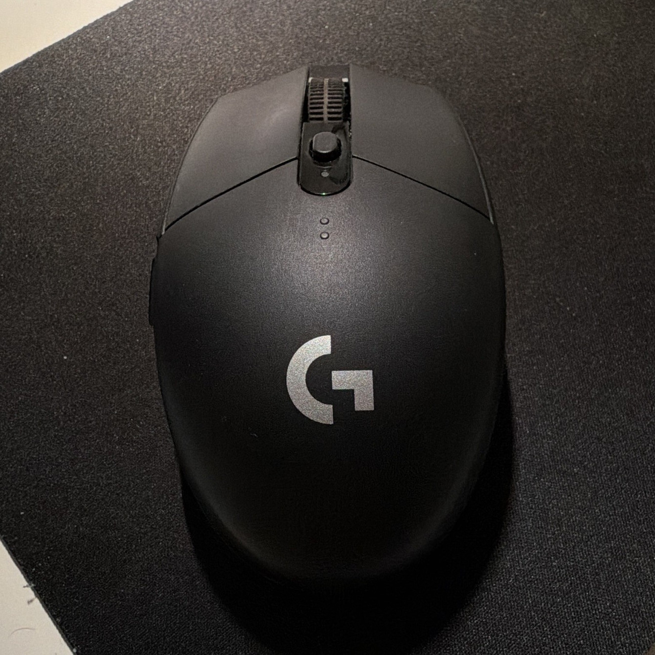 Logitech G305 Wireless Gaming Mouse 12000 DPI 6-Button Black USB Receiver