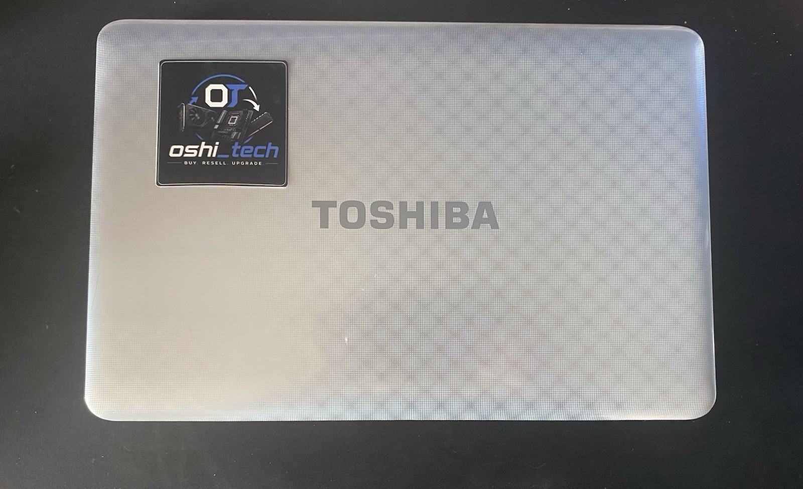 Toshiba Satellite L55-S5216 Laptop No Battery No Ram No HDD for Parts Or Repair