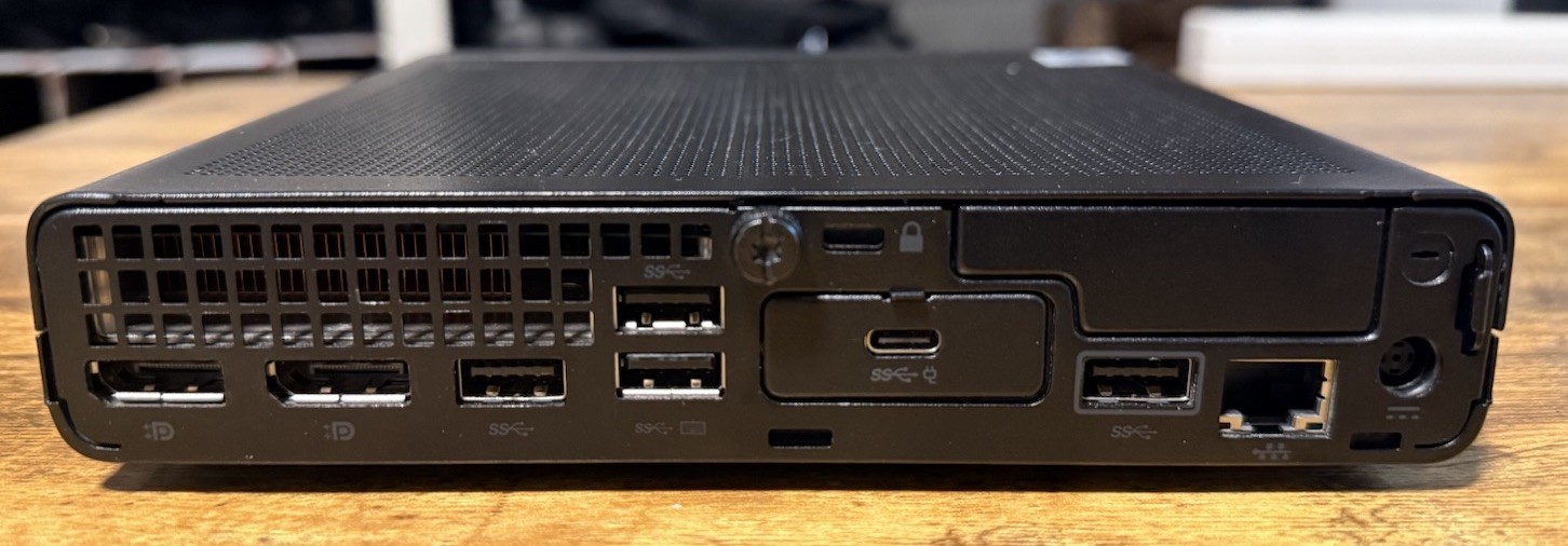 HP Elitedesk 800 G6 I5-10500 16GB 250GB-NVMe WIFI6/BT Win11Pro Charger