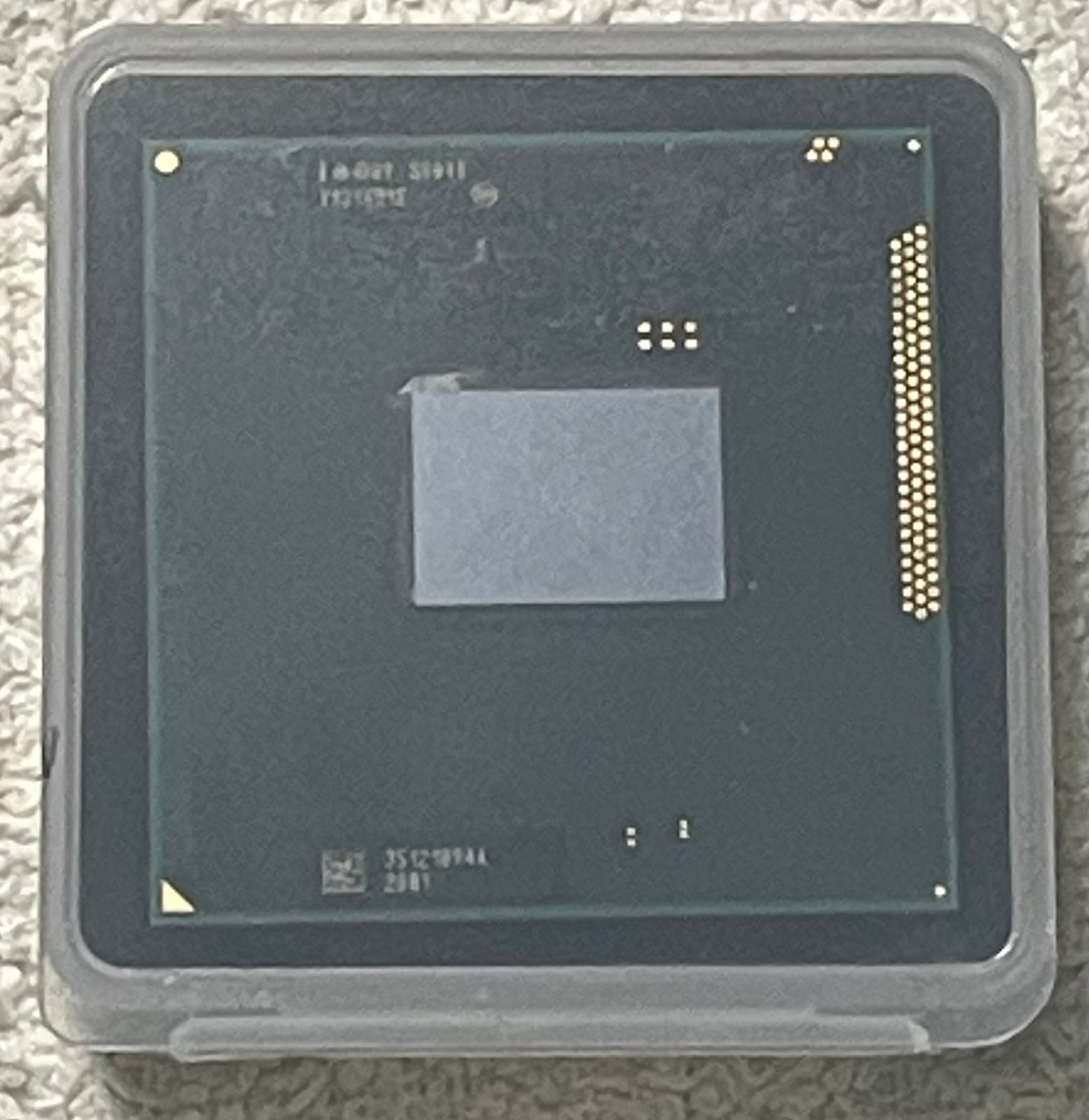 i5 2410M 2.3GHz Dual-Core SR04B 2.3 GHz laptop cpu working pulled ThinkPad E520