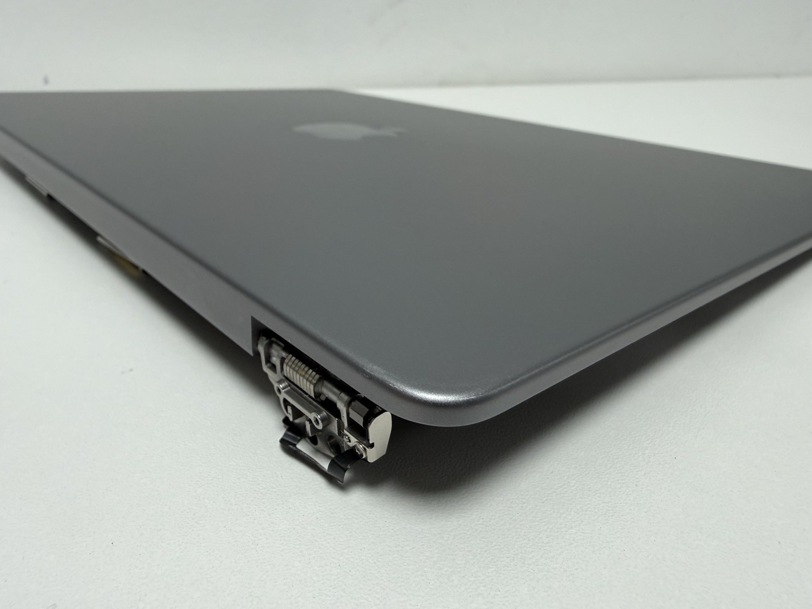 LCD Screen Display Assembly For Apple MacBook Pro M1 14″ A2442 2021-2022