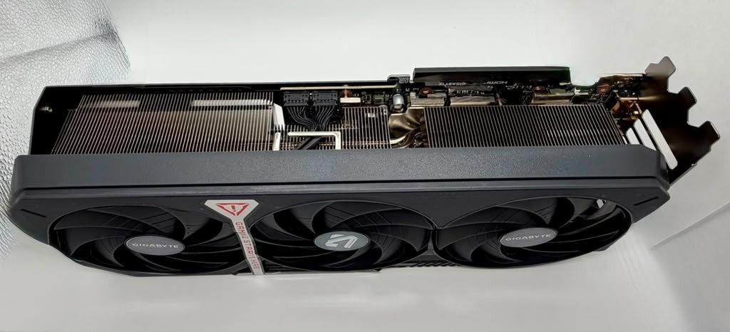 GIGABYTE GeForce RTX 5080 16G Graphics Card 16GB GDDR7 GV-N5080GAMING OC-16GD