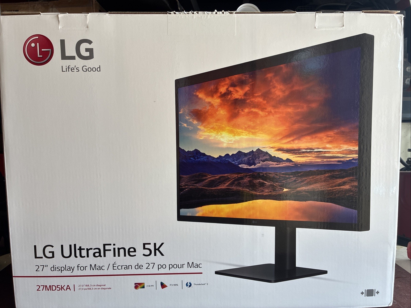 LG UltraFine 5K Monitor (27MD5KA) – 27” 5K Display New Open Box