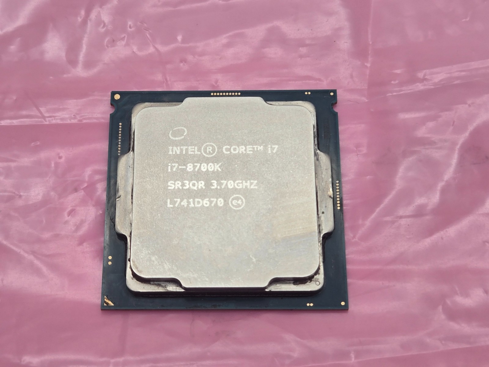 Intel Core i7-8700K Processor 8th Gen 3.70GHz LGA1151 Core i7 8th Gen CPU LPV028