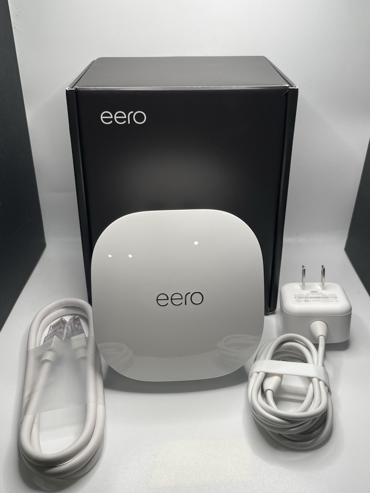 Amazon eero mesh wifi system-Supports internet plans up to 550 Mbps-Never Used