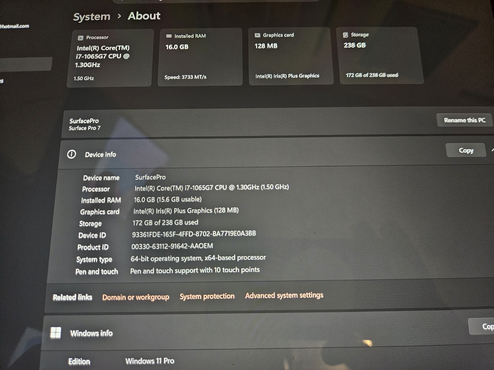 Microsoft Surface Pro 7 12.3″ (Intel Core i7 10th Gen) with keyboard and case