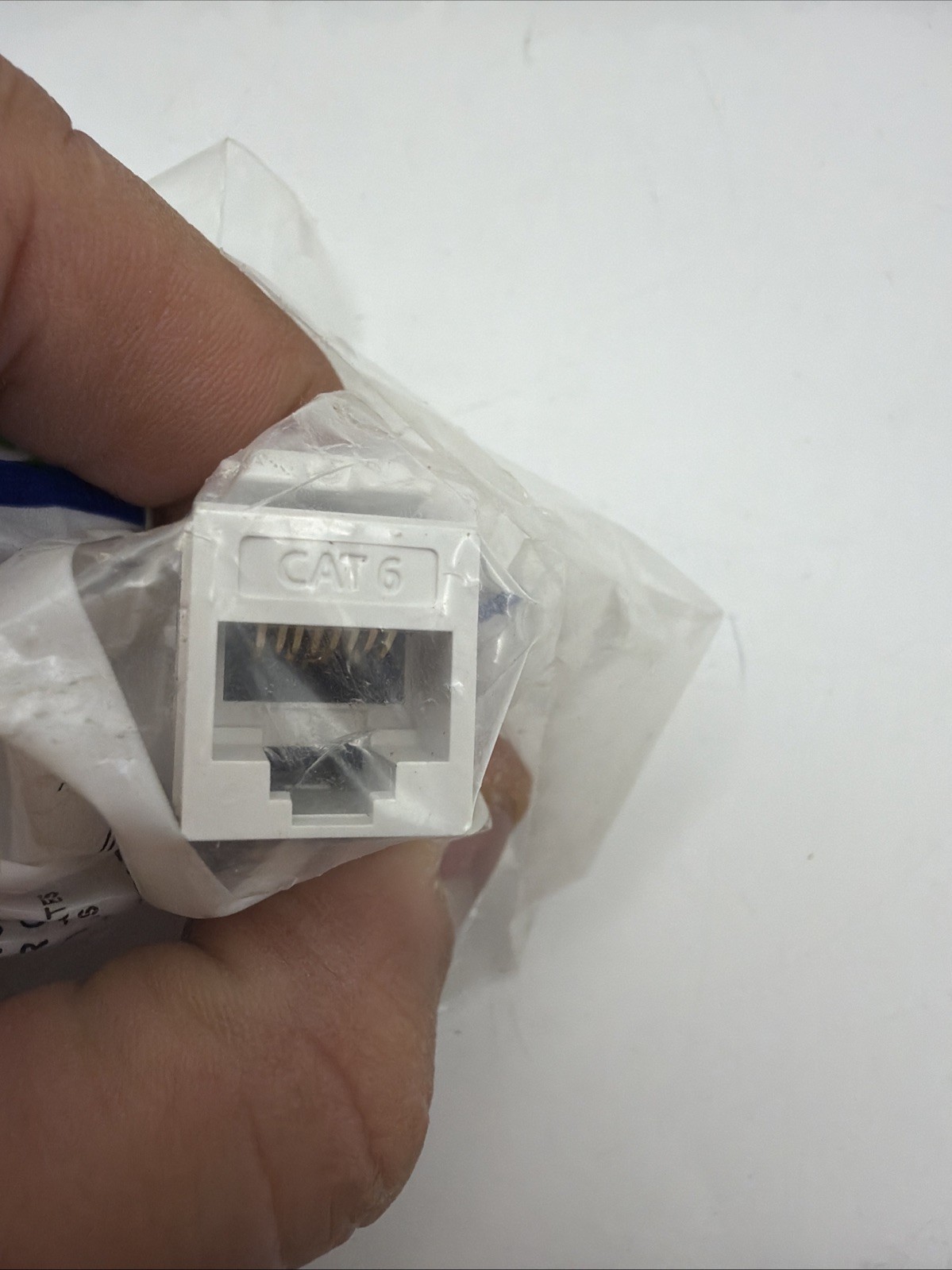 Leviton 61110-RW6 Extreme 6+ QuickPort Connector, CAT 6, White