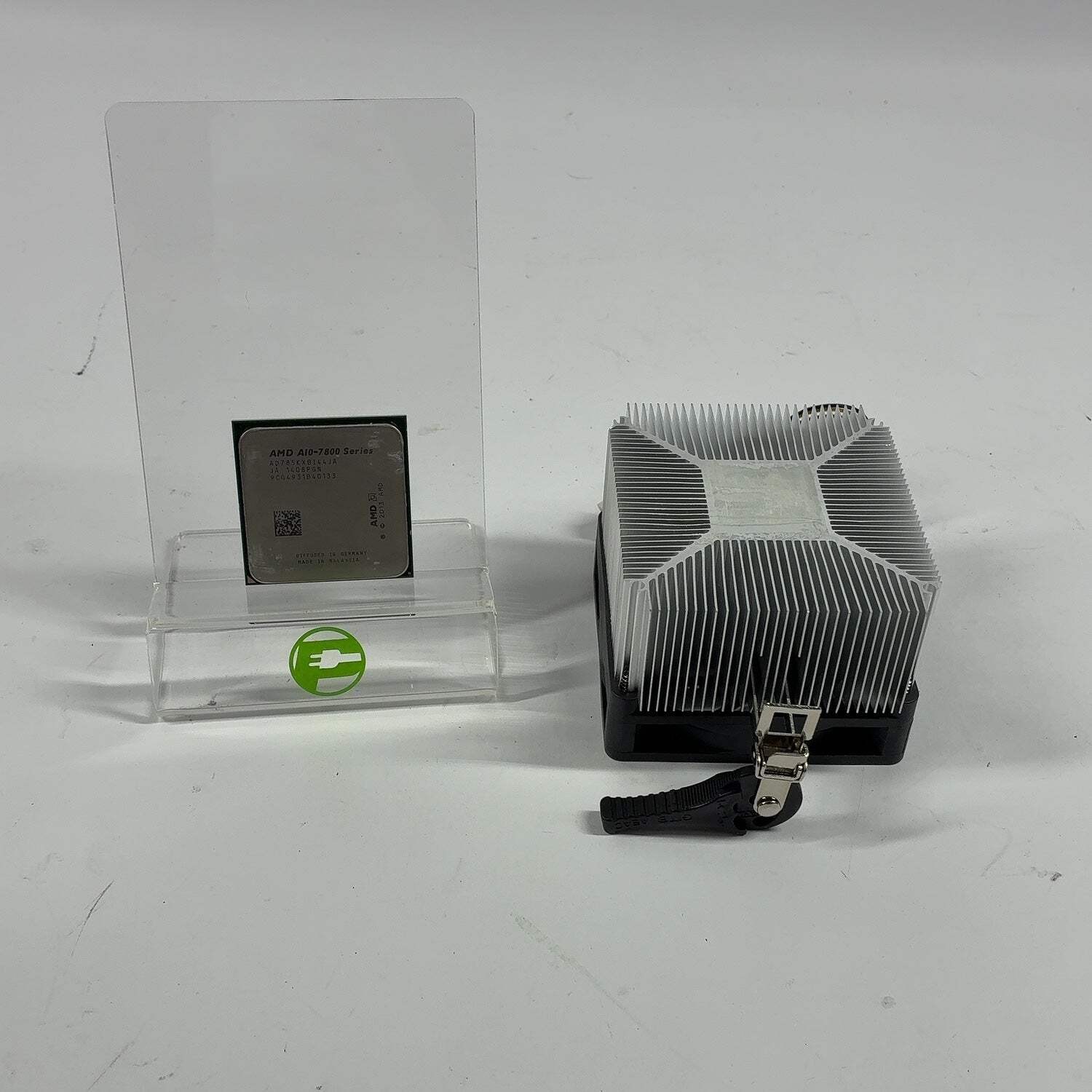 AMD A10-7800 Series 3.70GHz Quad Core AD785KXBI44JA 4 Thread FM2+ with Heatsink