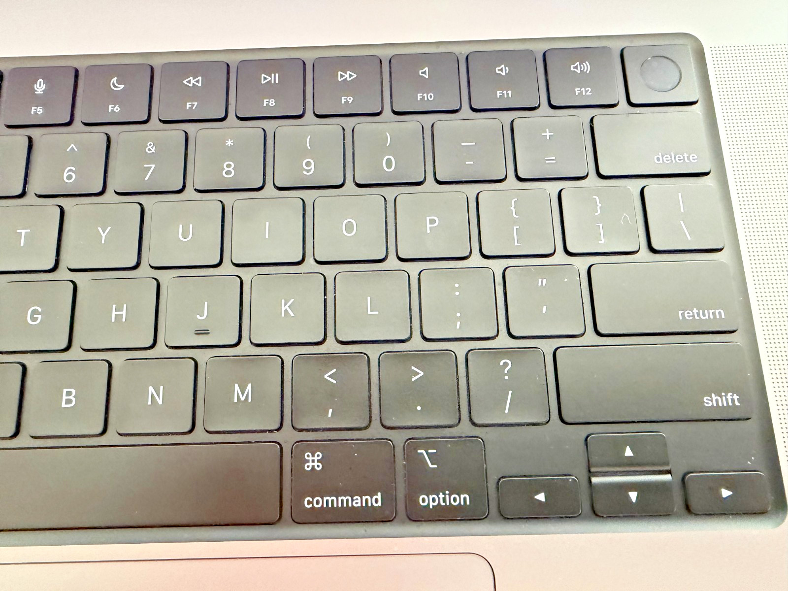 Apple MacBook Pro 16″ 2021 M1 Max 64GB RAM 1TB SSD Space Gray