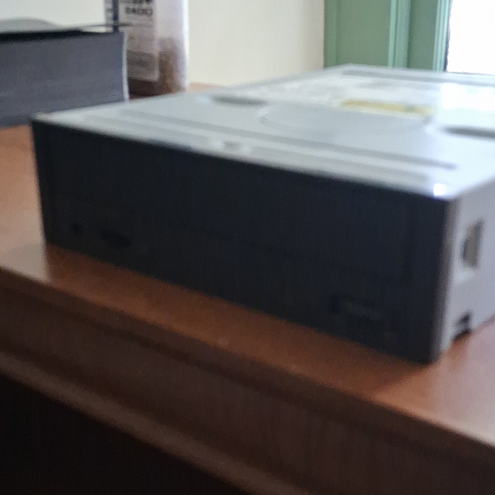 Dell 5.25in Internal IDE CD/DVD Optical Drive Desktop Black/Silver