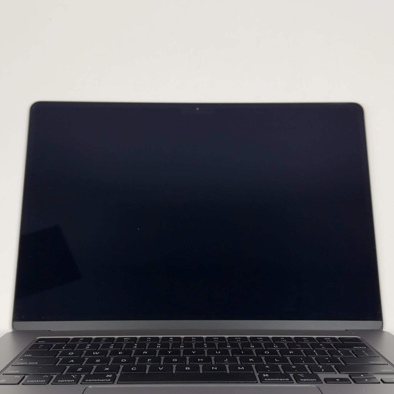 2023 Apple MacBook Air 15″ M2 8C GPU 3.5GHz 8GB RAM 256GB SSD MQKP3LL/A